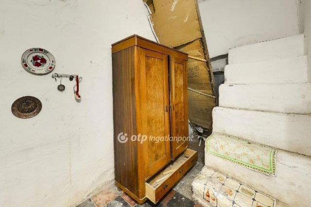 Eladó családi ház, Mezőkövesden 20 M Ft, 3 szobás