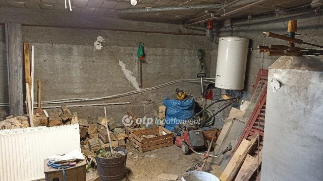Eladó családi ház, Jászfényszarun 45.9 M Ft, 5 szobás