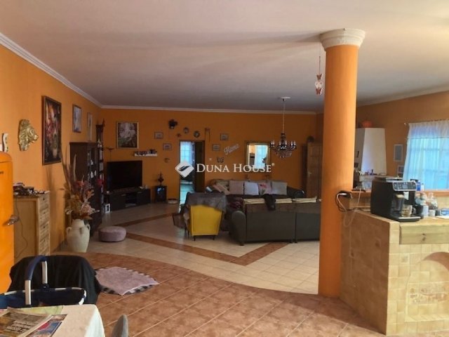 Eladó családi ház, Budapesten, XXIII. kerületben 260 M Ft