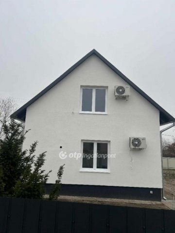Eladó családi ház, Farmoson 59.9 M Ft, 3+1 szobás