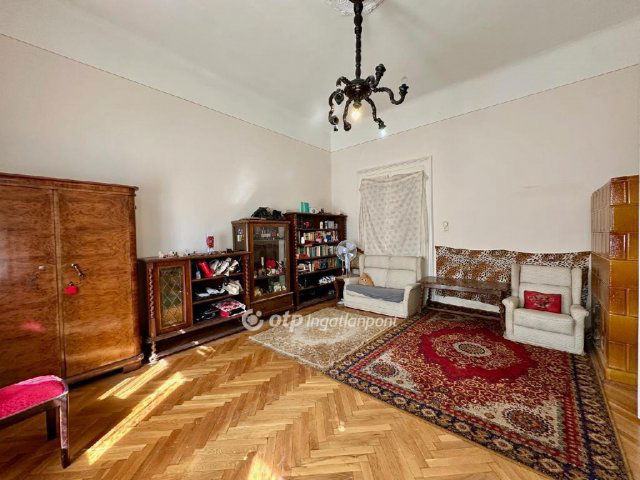 Eladó téglalakás, Nagykőrösön 31.9 M Ft, 2 szobás