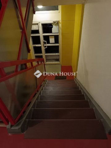 Kiadó panellakás, albérlet, Budapesten, III. kerületben