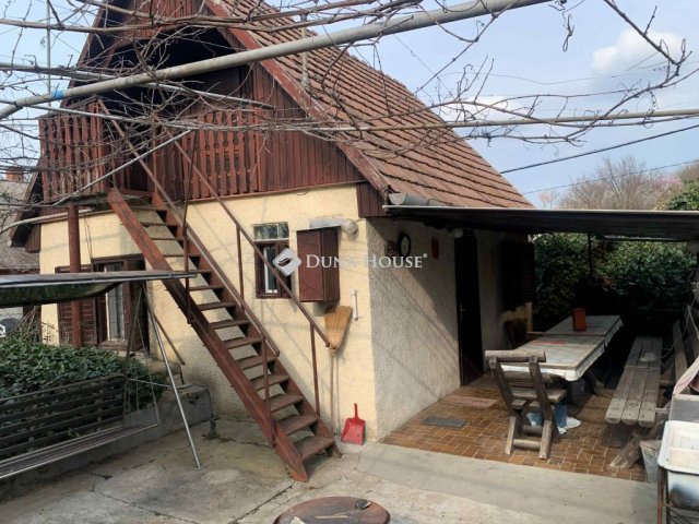 Eladó családi ház, Adonyban 31.5 M Ft, 3 szobás