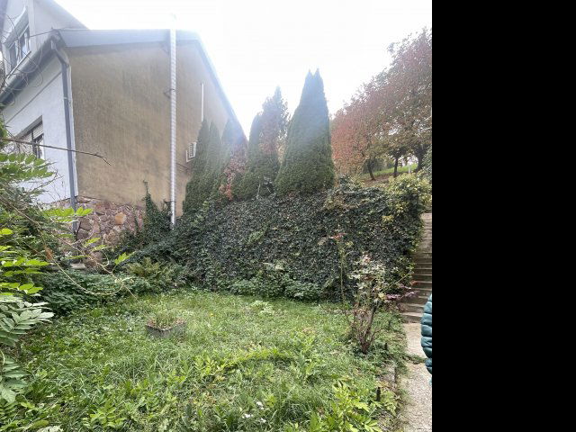 Eladó családi ház, Pécsett 45 M Ft, 2+1 szobás