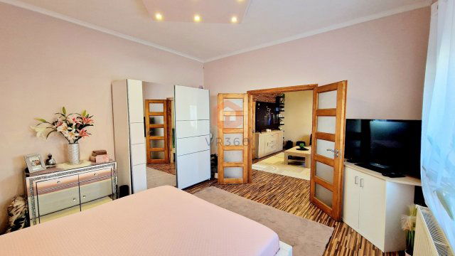Eladó családi ház, Villányban 99.5 M Ft, 5+1 szobás