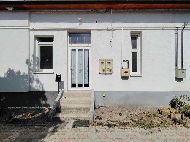 Kiadó téglalakás, albérlet, Székesfehérvárott 200 E Ft / hó
