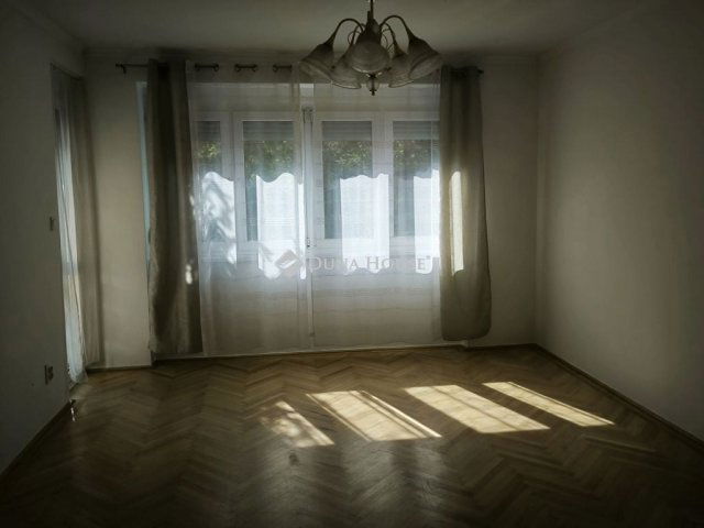 Kiadó téglalakás, albérlet, Győrött 150 E Ft / hó, 2 szobás