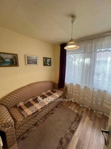 Eladó családi ház, Tápiószelén 16.9 M Ft, 2 szobás