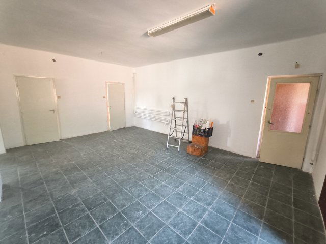 Eladó családi ház, Nagycserkeszen 33.99 M Ft, 5 szobás