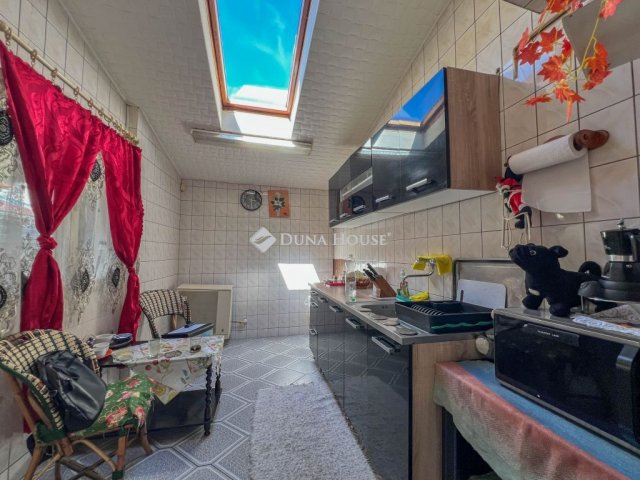 Eladó téglalakás, Budapesten, XX. kerületben 39.9 M Ft, 2 szobás