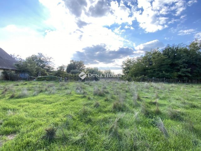 Eladó telek, Gyóróban 21.9 M Ft / költözzbe.hu
