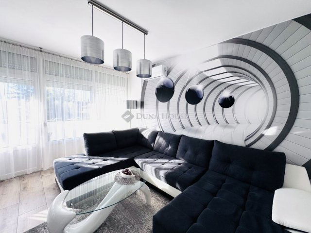 Eladó téglalakás, Harkányban 49.99 M Ft, 3 szobás