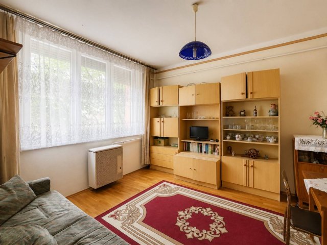 Eladó panellakás, Budapesten, XXI. kerületben, Erdősor utcában