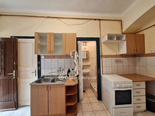 Eladó téglalakás, Budapesten, X. kerületben 37.9 M Ft, 1 szobás