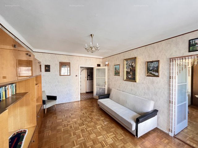 Eladó téglalakás, Kaposváron 29.9 M Ft, 2 szobás