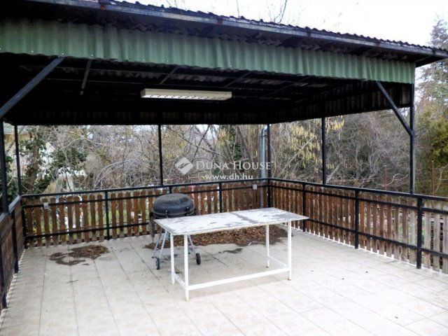 Eladó családi ház, Velencén 39.9 M Ft, 2 szobás