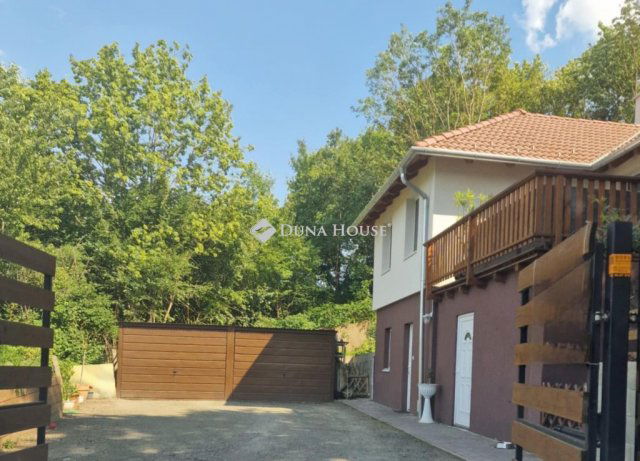 Eladó családi ház, Verőcén, Szeles utcában 109.9 M Ft