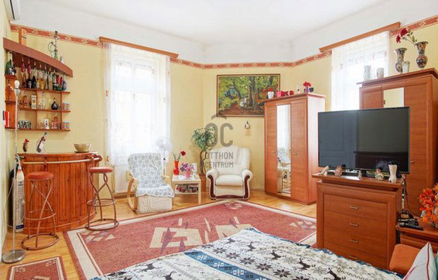 Eladó téglalakás, Budapesten, VIII. kerületben 89.9 M Ft