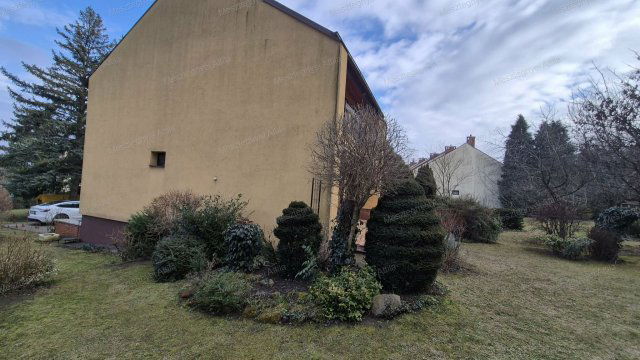 Eladó családi ház, Sopronban 129 M Ft, 5 szobás