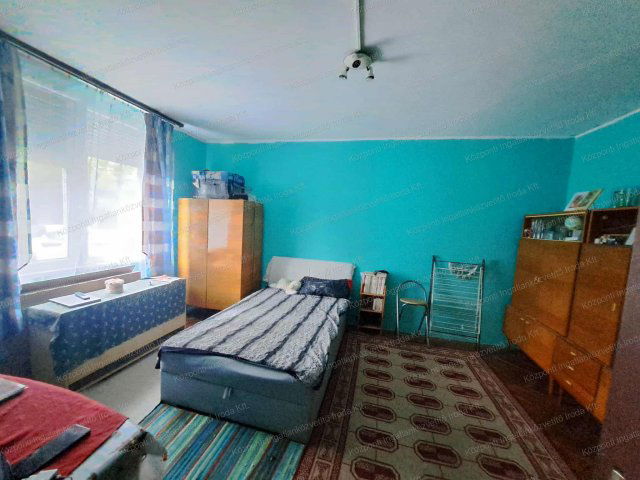 Eladó téglalakás, Tatabányán 32.8 M Ft, 2 szobás