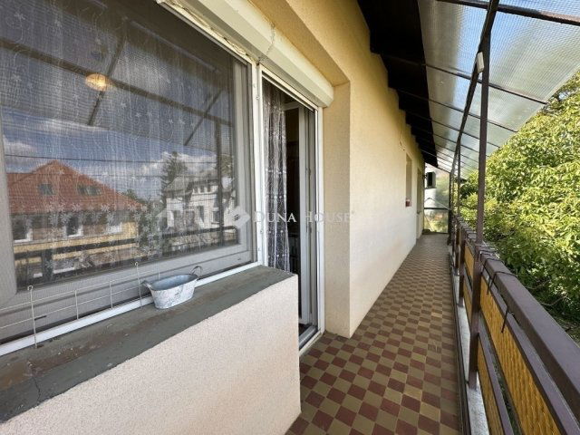 Eladó családi ház, Nagykovácsiban 198 M Ft, 7 szobás