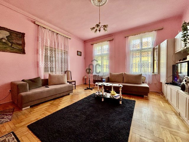 Eladó családi ház, Budapesten, XV. kerületben 75.9 M Ft