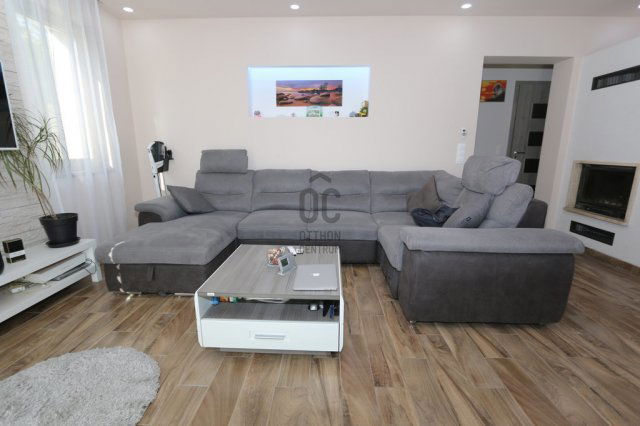 Eladó családi ház, Nagytarcsán 141 M Ft, 3 szobás