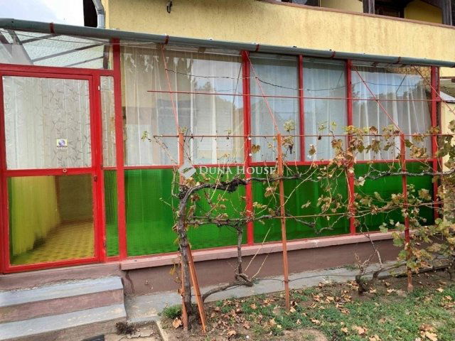 Eladó nyaraló, Gárdonyban 33 M Ft, 2+1 szobás