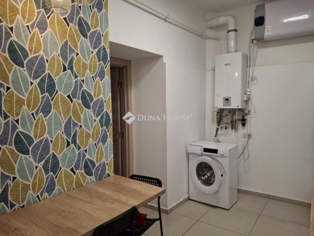 Eladó téglalakás, Budapesten, IX. kerületben 91.9 M Ft, 3 szobás