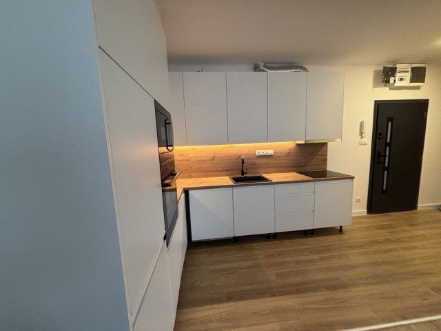 Kiadó téglalakás, albérlet, Tiszaújvárosban, Tisza úton