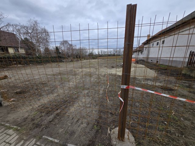 Eladó családi ház, Áporkán 89 M Ft, 5 szobás