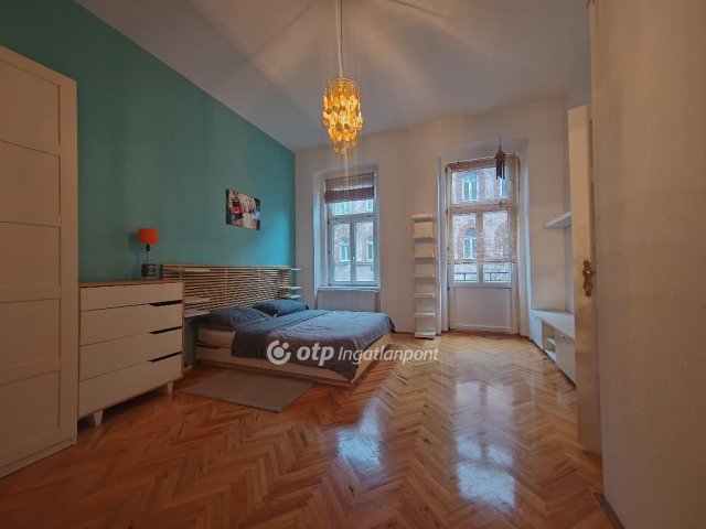Eladó téglalakás, Budapesten, VII. kerületben 86.9 M Ft