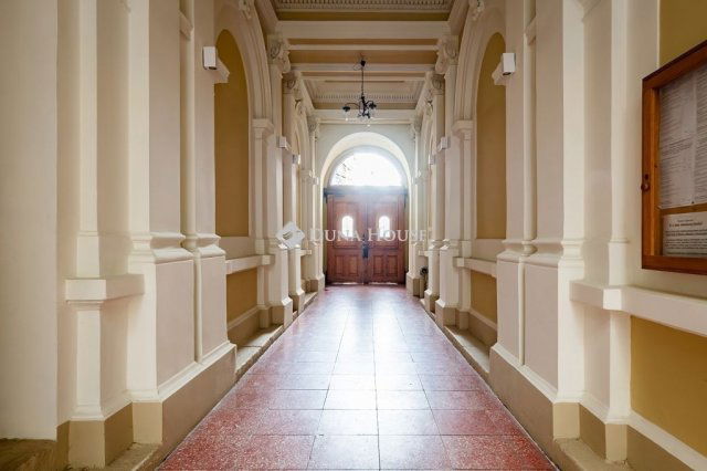 Kiadó téglalakás, albérlet, Budapesten, V. kerületben, 2 szobás