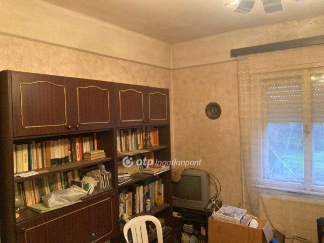 Eladó családi ház, Sajószentpéteren 31 M Ft, 2+2 szobás