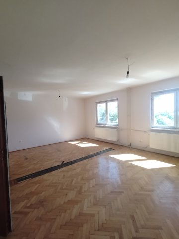 Eladó ikerház, Debrecenben 70.9 M Ft, 4 szobás