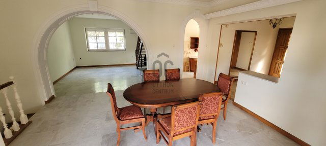 Eladó családi ház, Budapesten, XVI. kerületben 174 M Ft