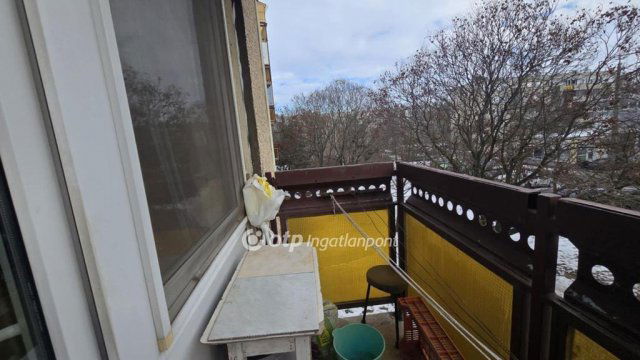 Eladó panellakás, Hajdúszoboszlón 46.5 M Ft, 1+1 szobás