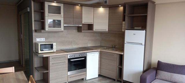 Kiadó téglalakás, albérlet, Pécsett, Hungária utcában