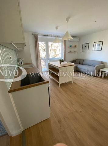 Kiadó téglalakás, albérlet, Veszprémben 250 E Ft / hó