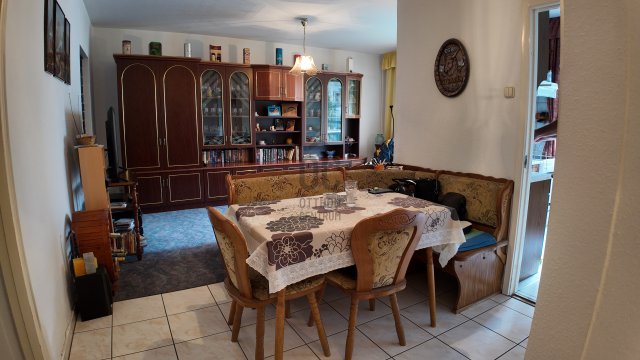 Eladó panellakás, Etyeken 75 M Ft, 4 szobás