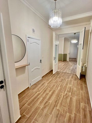 Eladó téglalakás, VI. kerületben, Munkácsy Mihály utcában