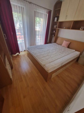 Kiadó téglalakás, albérlet, Pécsett 300 E Ft / hó, 3 szobás