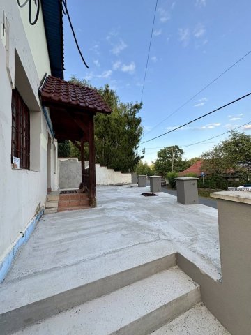 Eladó családi ház, Szandán 45 M Ft, 4 szobás