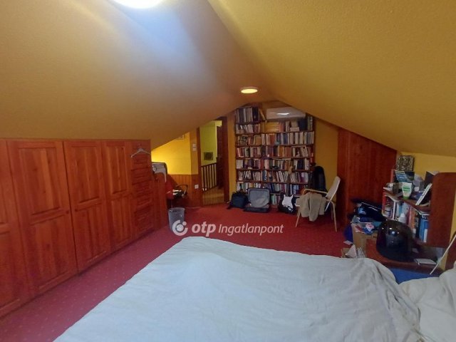 Eladó ikerház, Szigetszentmiklóson 84.5 M Ft, 4 szobás