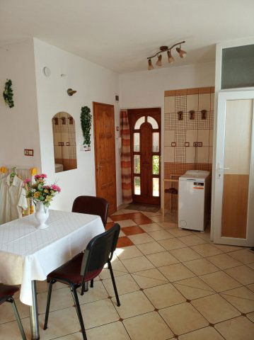 Kiadó téglalakás, albérlet, Debrecenben 80 E Ft / hó