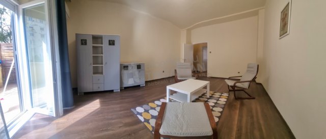 Kiadó téglalakás, albérlet, V. kerületben, Balaton utcában