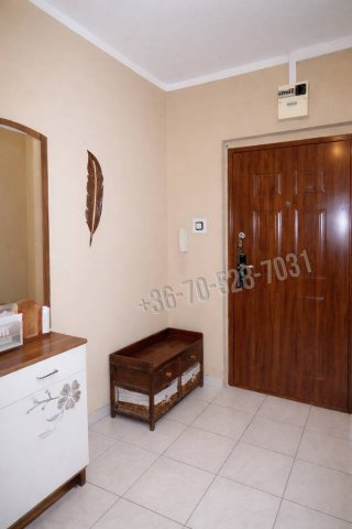 Eladó panellakás, Tatabányán 41.5 M Ft, 2 szobás