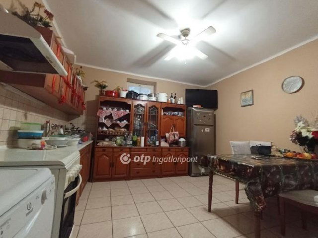 Eladó családi ház, Horton 25 M Ft, 3 szobás
