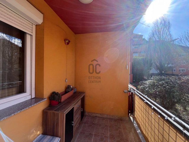 Eladó téglalakás, Szigetszentmiklóson 66.9 M Ft, 2 szobás