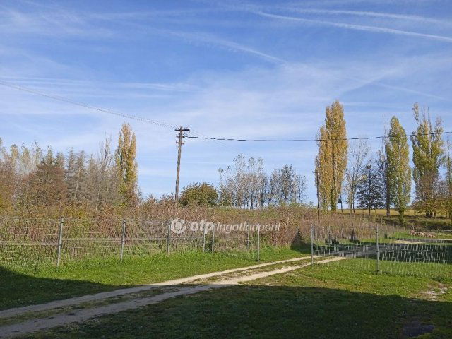 Eladó telek, Bakonynánán 124.16 M Ft / költözzbe.hu
